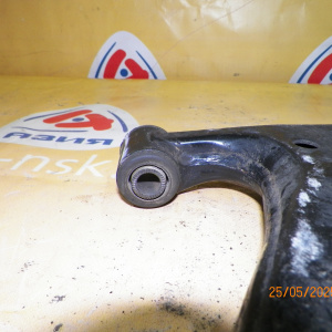 Рычаг TOYOTA ZCA25/ACA21/ACA22/ACA23/ACA26/ACA28/CLA20/CLA21/ZCA26 RAV4 перед, лев