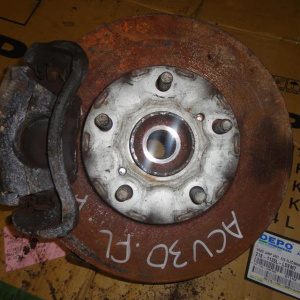 Ступица Toyota ACV30/ACV31 Camry перед, лев ABS. В сборе. Суппорт 63-28. Диаметр диска-280мм. Привод на 26 шлицов. 43212-39035. 43502-33020