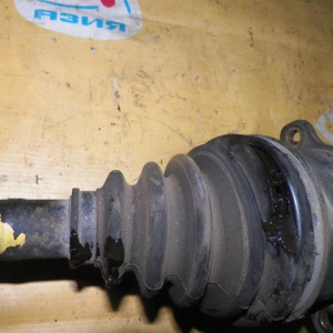 Привод Toyota SR50/KR50/CR50 Lite Ace Noah/Town Ace Noah перед, прав ABS (дефект пыльника) 43410-28020