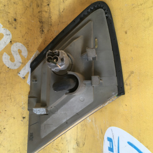 Габарит TOYOTA L Mark II GX90 деф.стекла