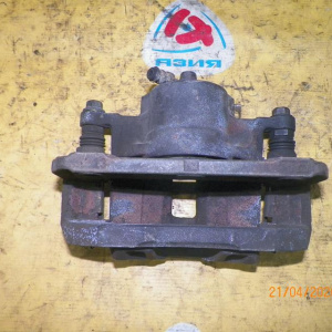 Суппорт HONDA RA6/RA7/RA8/RA9 Odyssey перед, лев