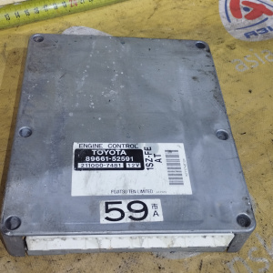 Компьютер ДВС Toyota Vitz 1SZ-FE SCP10 2WD a/t разъёмы компьютера в 2 ряда