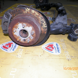 Балка Toyota ACM26 Ipsum ABS DISK  в сборе R