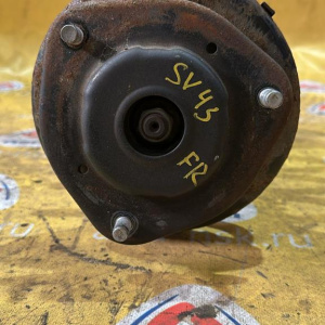 Стойка Toyota SV43/CV43 Camry/Vista перед, прав 4WD 48510-39245.48510-39595