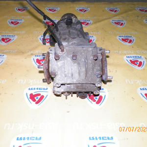 Редуктор SUZUKI YB41S/YB11S/YB21S/YB61S/YB91S SX4 J20A R С электромуфтой.