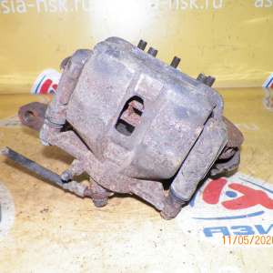 Ступица Toyota SV43/CV43 Camry/Vista перед, лев 4WD Без ABS. В сборе.Диаметр диска-255мм.Толщина-25мм.5*114. Суппорт-(57-25). 43212-32100.43211-32111.43512-3