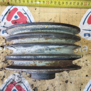 Шкив коленвала Isuzu 4JG2 Elf 1+1+1+1 ( + посадка на коленвал )