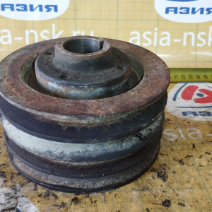 Шкив коленвала Isuzu 4JG2 Elf 1+1+1+1 ( + посадка на коленвал )