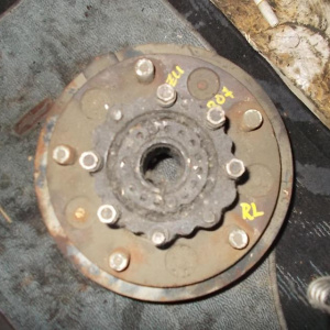 Ступица TOYOTA XZU307 Dyna/Toyoace S05C '2000 Drum 5шп ABS зад, лев