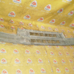 Решетка радиатора Mitsubishi MC926687 Fuso FV416