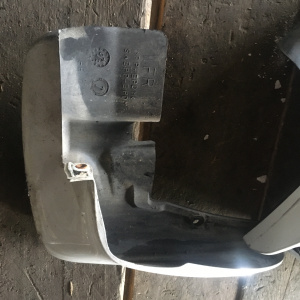 Брызговик SUBARU Impreza GG2/GG3 перед, прав