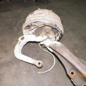 Балка ISUZU FORWARD FRR32 L F DRAM 6шп. в сборе со ступицами , по центрам рессор 79 см