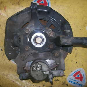 Ступица Toyota GGA10 Mark X Zio перед, лев ABS