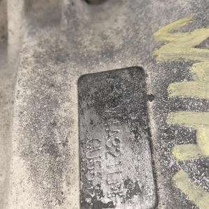 АКПП MITSUBISHI 4D68 MD974068 4WD с креплением подушки