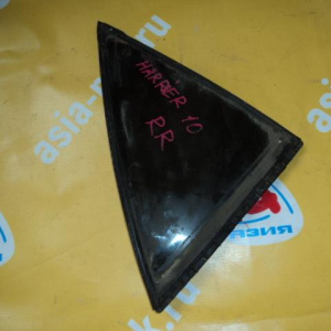 Форточка двери TOYOTA Harrier MCU15 зад, прав