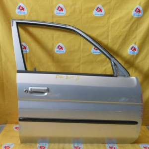 Дверь боковая Mazda Demio DW3W '1997 перед, прав (цена за голое железо)