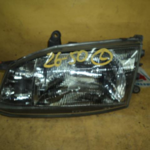Фара TOYOTA лев Hiace Granvia '1996