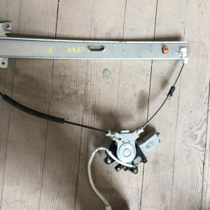 Стеклоподъемник Mazda Premacy CP8W '1999 перед, лев