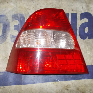 Стоп TOYOTA L Corolla NZE120 '2000-2002