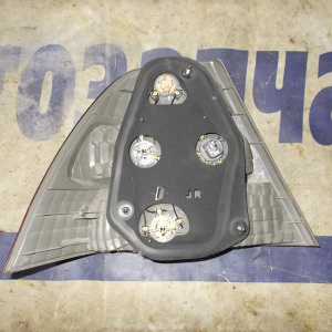 Стоп TOYOTA R Corolla NZE120 '2000-2002
