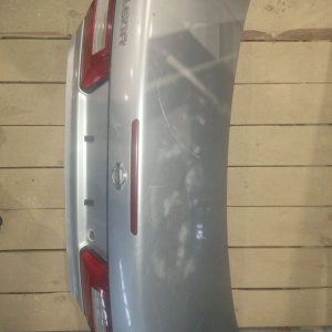 Крышка багажника NISSAN Pulsar N15 вст. 4804B (без замка) 84300-0N831