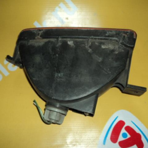 Повторитель в бампер TOYOTA лев Cresta GX80 linz