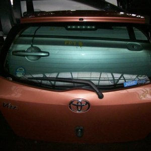 Дверь задняя TOYOTA Vitz KSP90