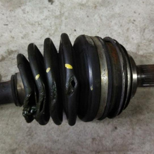 Привод TOYOTA AE90/AE100/AE110/AT170/AT190/ET196 перед, лев (дефект вн.пыльника)