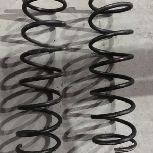 Пружина Mazda DW3W Demio R