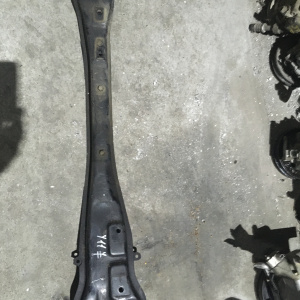 Балка NISSAN B15/Y11/G10 QG13/15/18 F 2WD продольная