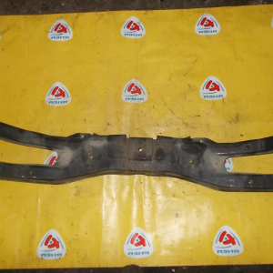 Балка NISSAN N30/U30 R'Nessa/Presage R 4WD под пластиковую рессору