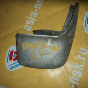 Брызговик Mazda Demio DW3W '1996- зад, прав