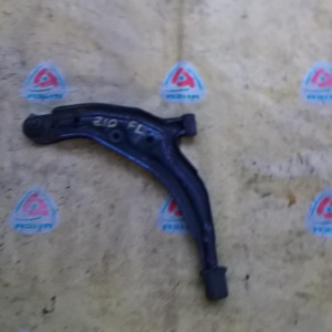 Рычаг Nissan K11/Z10 March/Cube перед, лев