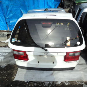 Дверь задняя TOYOTA Caldina ST190 '1994 супер вст.21-22
