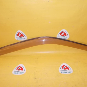 Ветровик TOYOTA Carina AT190 перед, прав