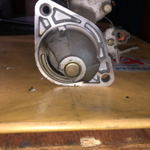 Стартер Nissan QG16/QG13/QG15/QG18/GA15/GA16 клемма на защёлке 23300-73Y10
