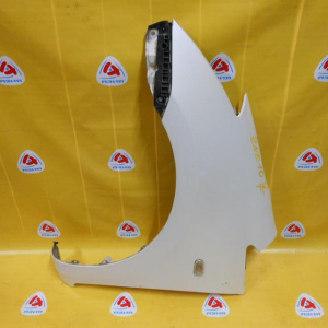 Крыло TOYOTA Wish ZNE10 перед, лев