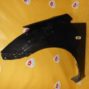 Крыло TOYOTA Wish ZNE10 перед, лев
