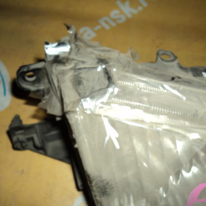 Фара Mazda прав Demio DW3W '2001 деф.крепл.