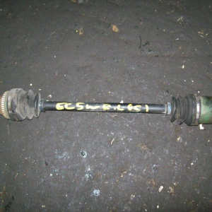 Привод Mitsubishi EC5W зад, лев ABS