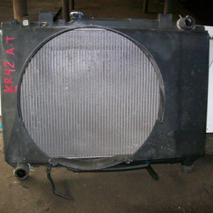 Радиатор охлаждения TOYOTA KR40/KR50 Lite Ace Noah/Town Ace Noah a/t