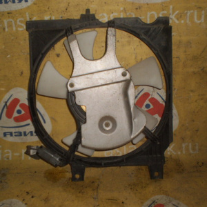 Диффузор радиатора Nissan Pulsar N15 (кондиционера)