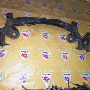 Балка TOYOTA ACR40/MCR40/ANH15 4WD ABS DISK. Левая ступица голая. R