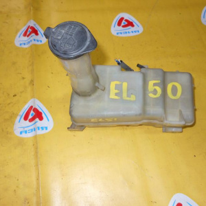 Бачок омывателя TOYOTA EL40/EL50/EP90/EXZ10 Corsa/Starlet/Raum