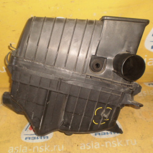 Корпус воздушного фильтра TOYOTA SXN10/SXN15/SXM10/SXM15 3SFE Nadia/Ipsum/Gaia Дефект крепления 17700-74581 / 17705-74411 / 17701-74281