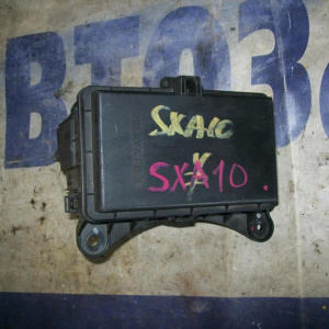 Блок предохранителей TOYOTA SXA15 Rav4 больш