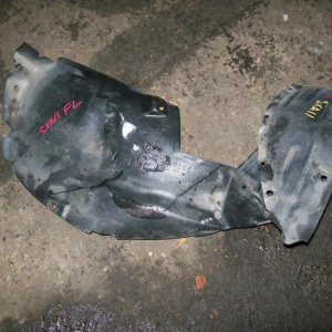 Подкрылок TOYOTA Rav4 SXA15 перед, лев Дефект