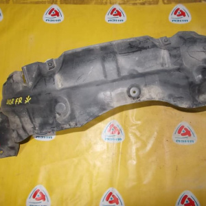 Подкрылок Mazda MPV LVLR '1996 перед, прав