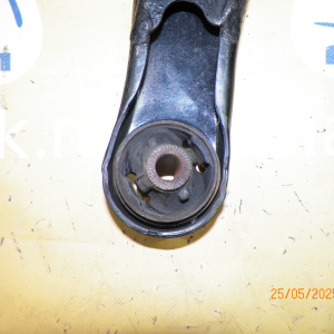 Рычаг TOYOTA SV50/SV55/ZZV50/AZV50/AZV55/ZCT10/ZCT15/ACT10/NHW10/NHW11 Vista/Opa/Prius перед, лев 2WD/4WD