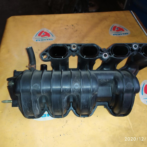Коллектор впускной Toyota 1NZ-FE Vitz/Funcargo/bB NCP10/NCP20/NCP30/NNP11 прямой. механическая заслонка 17120-21020